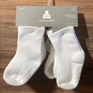 NEW Gap Baby socks size 6-12months